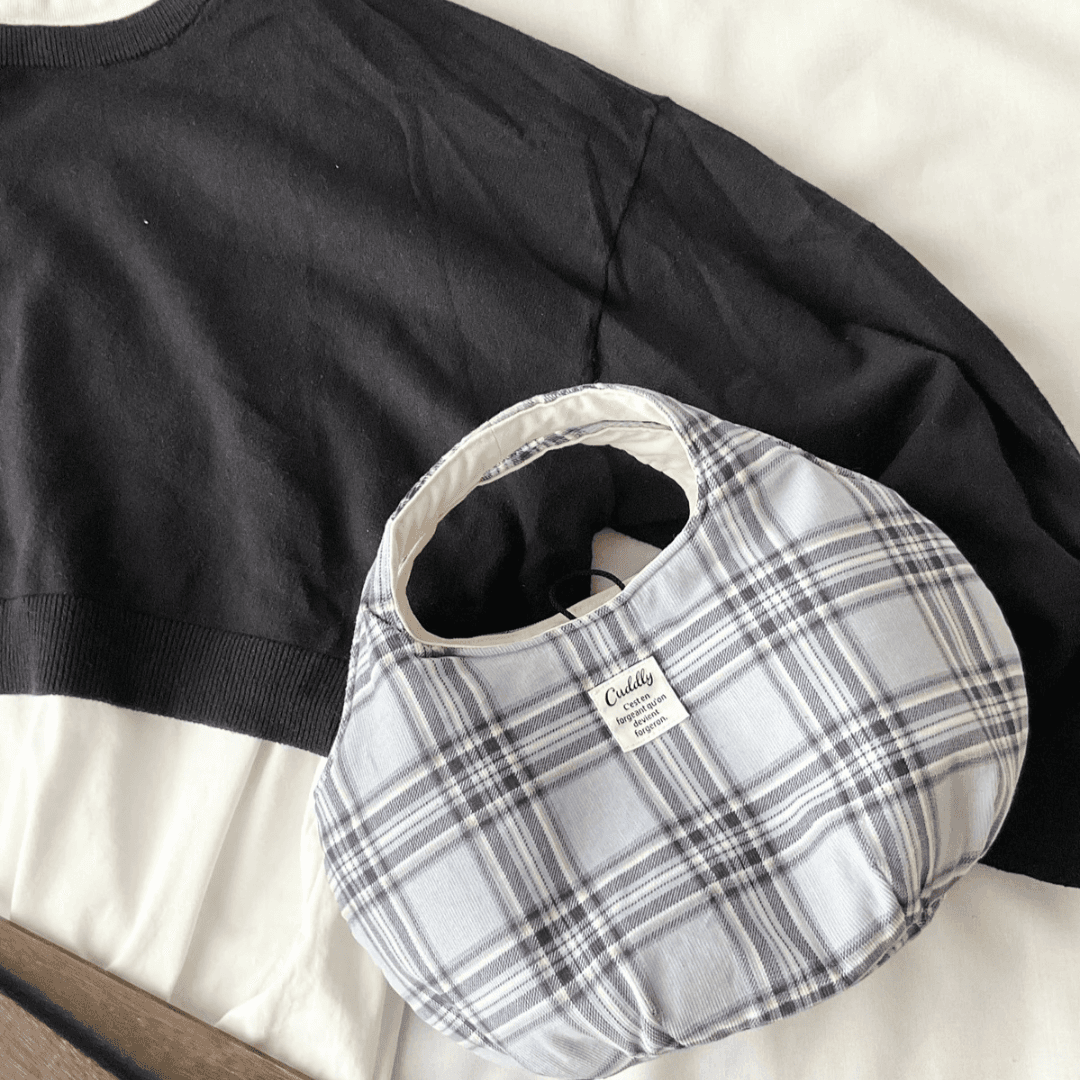 コーデュロイの小さなころりんバッグ　Sサイズ　中身が見えないのが嬉しい | 11枚目