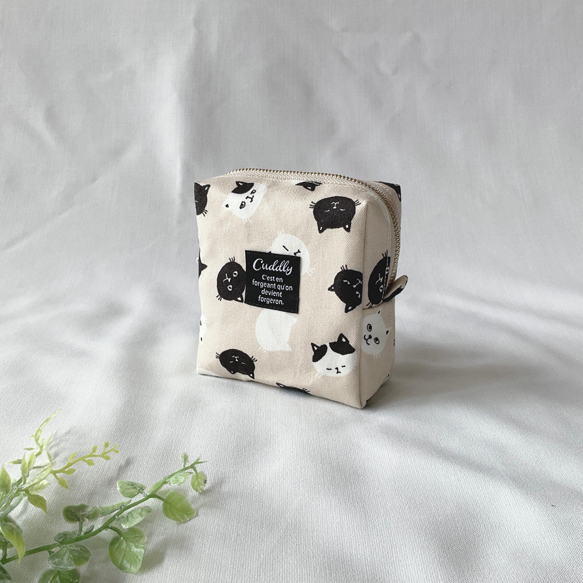 ましかくポーチ／毎日バッグに入れたくなる、小さなお気に入り