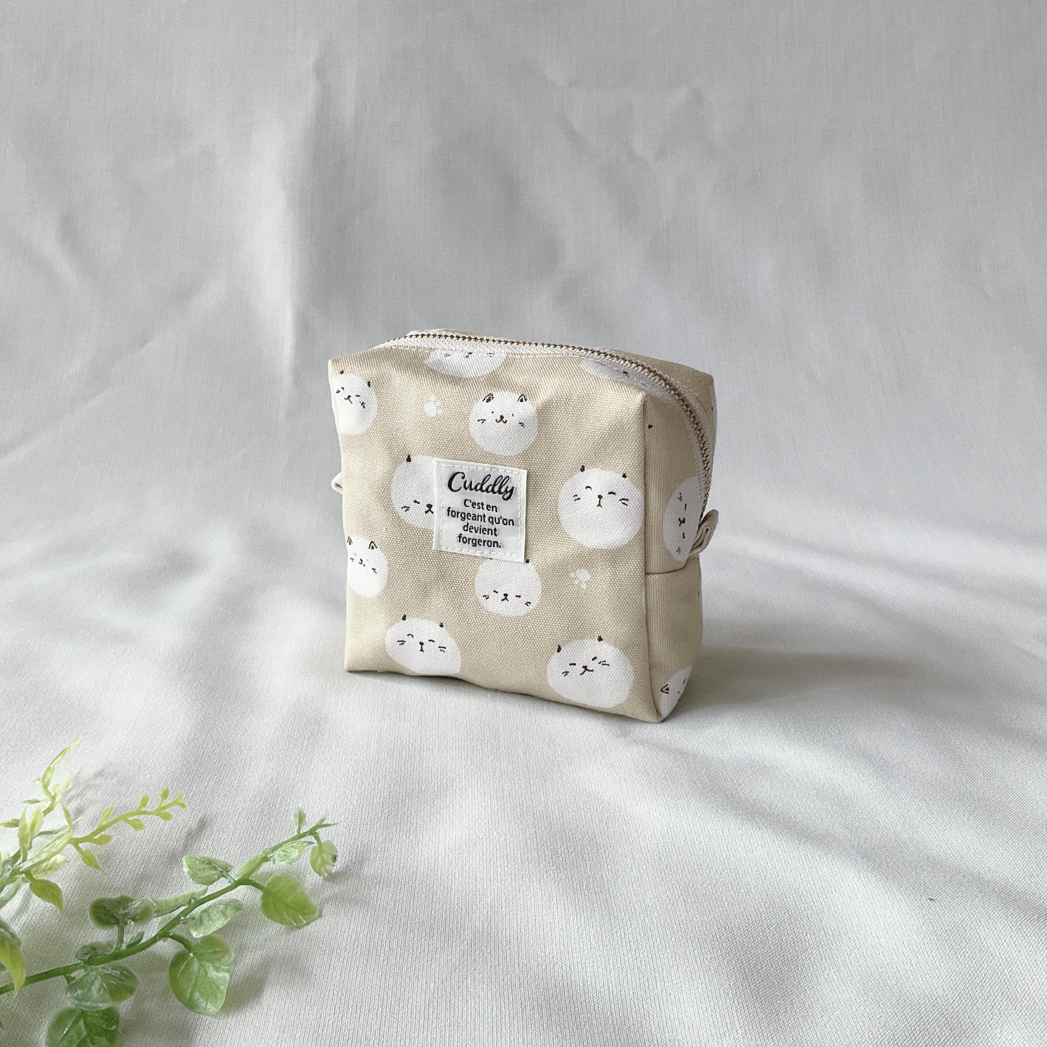 ましかくポーチ／毎日バッグに入れたくなる、小さなお気に入り