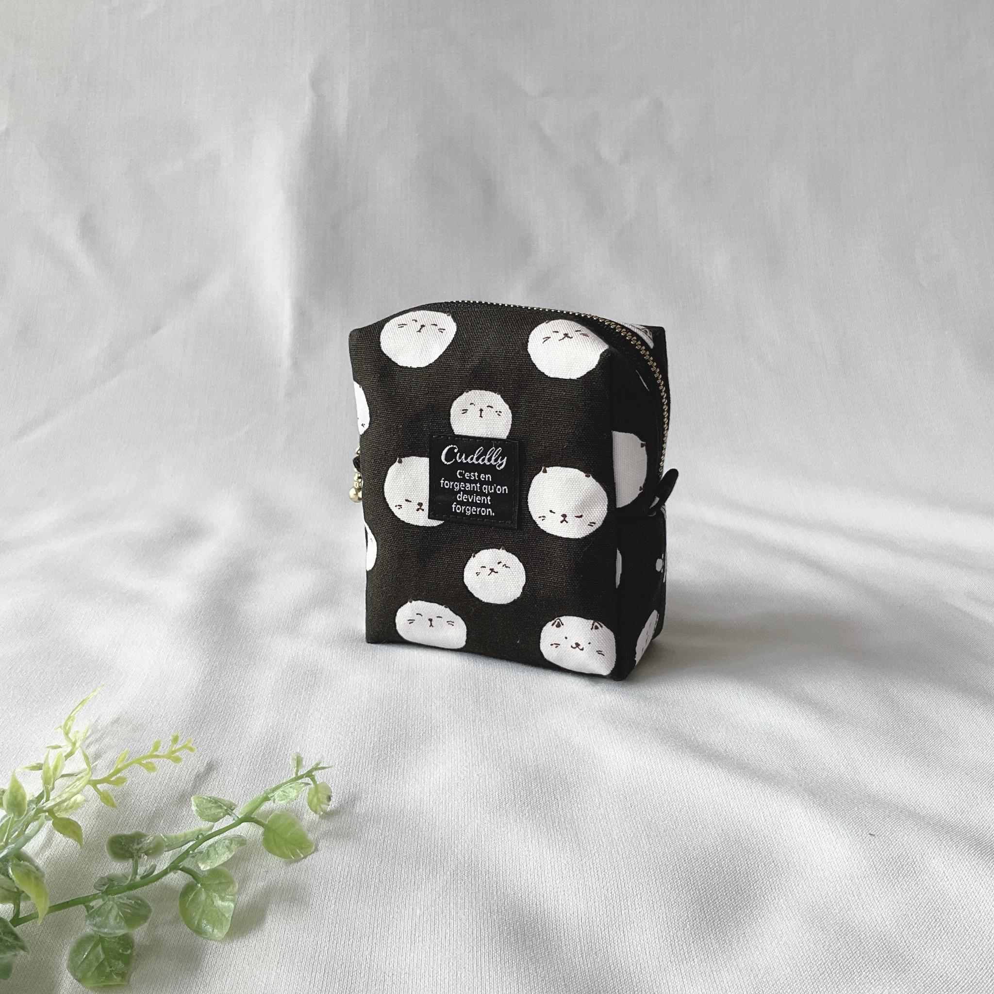 ましかくポーチ／毎日バッグに入れたくなる、小さなお気に入り