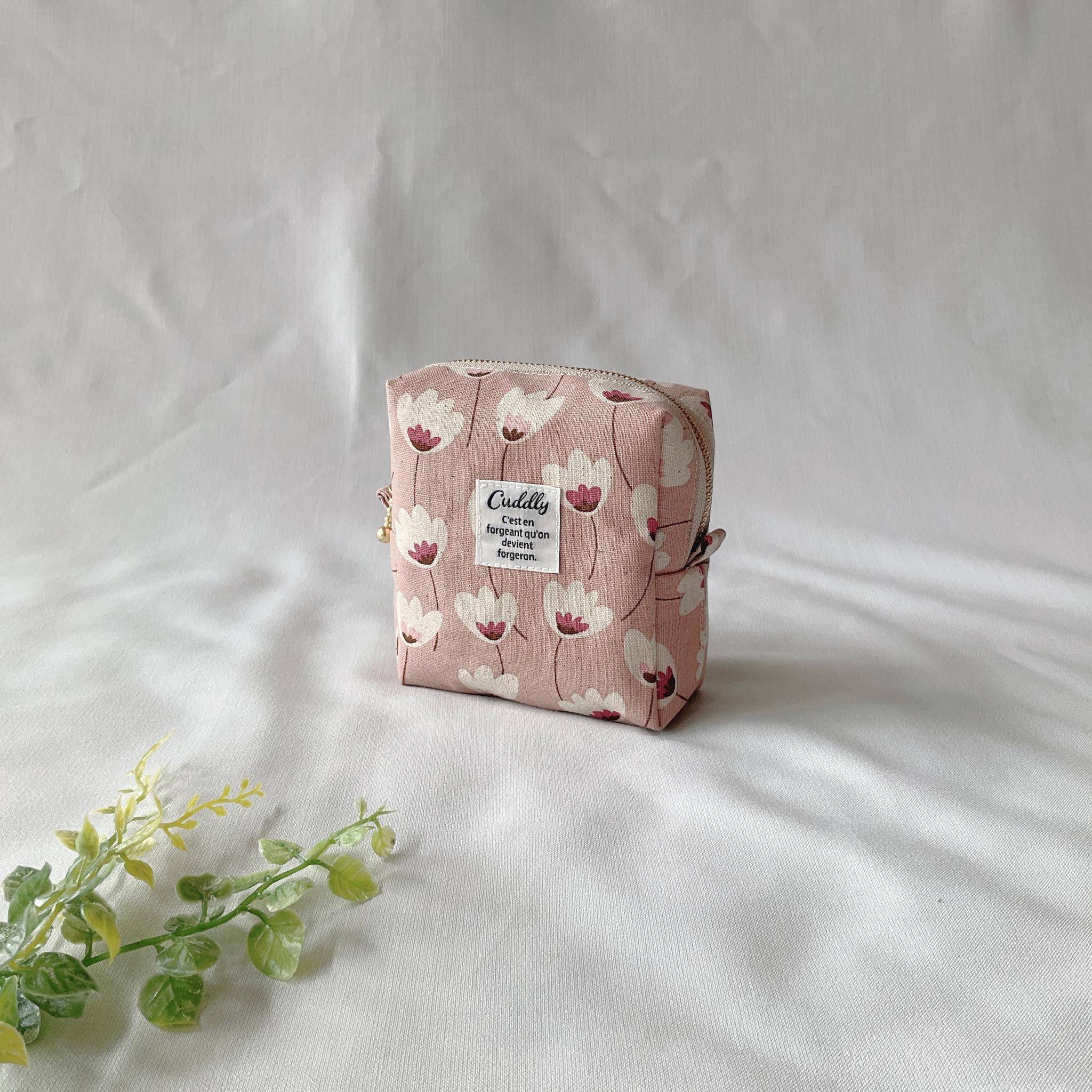 ましかくポーチ／毎日バッグに入れたくなる、小さなお気に入り