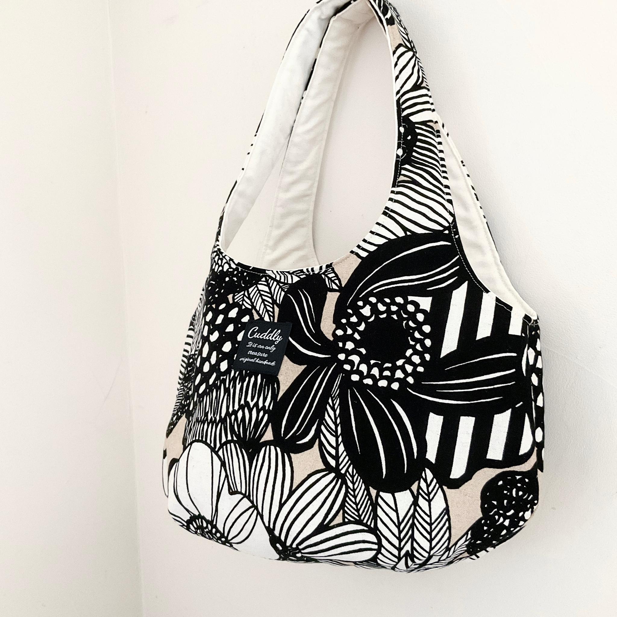 ころりんバッグ　Mサイズ　トートバッグ　ショルダーバッグ　丸い　大きめ　北欧　ブラウン　茶 | 2枚目