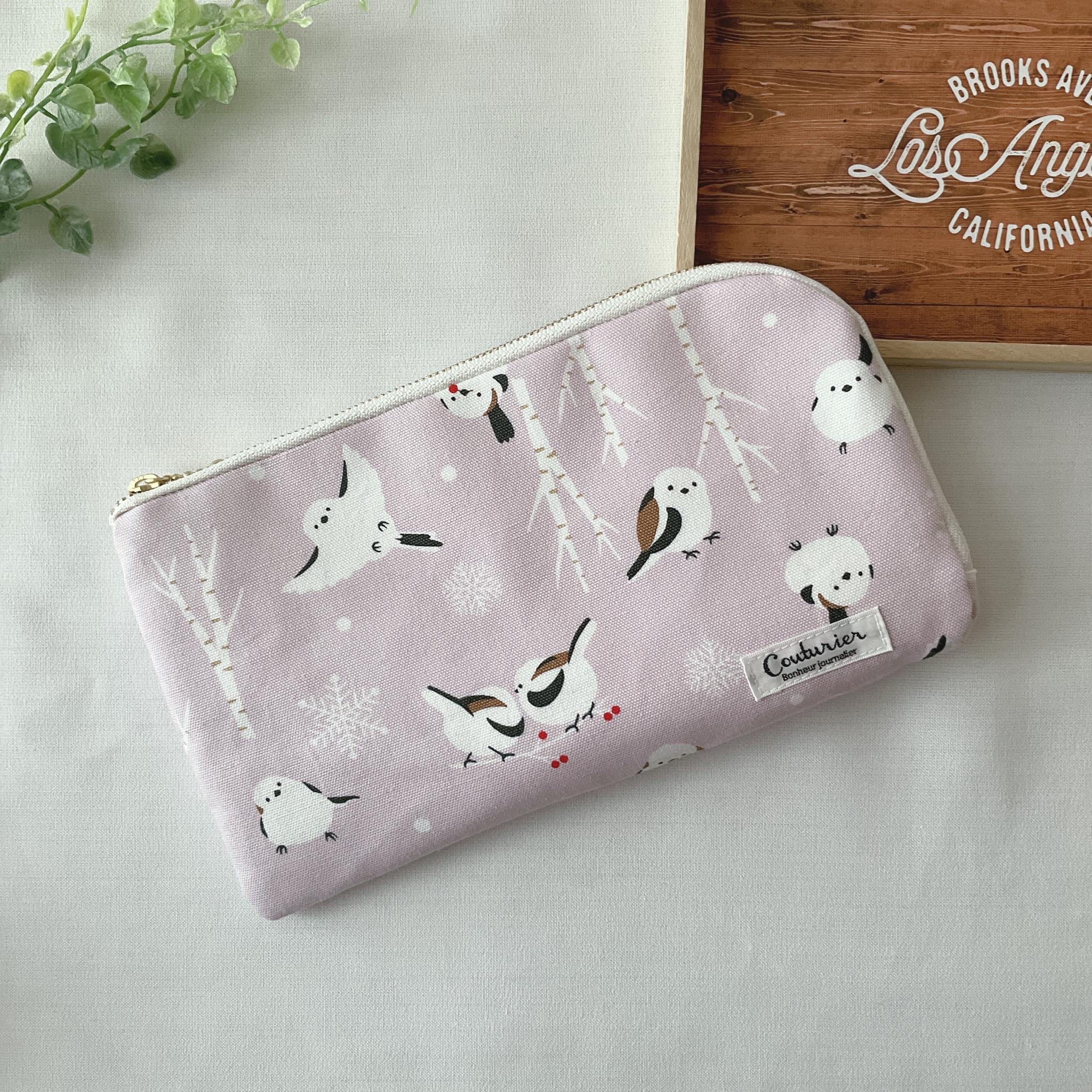 お薬手帳が入るL字ファスナーのポーチ お薬手帳 通帳ケース フラットポーチ シマエナガ1枚目の画像