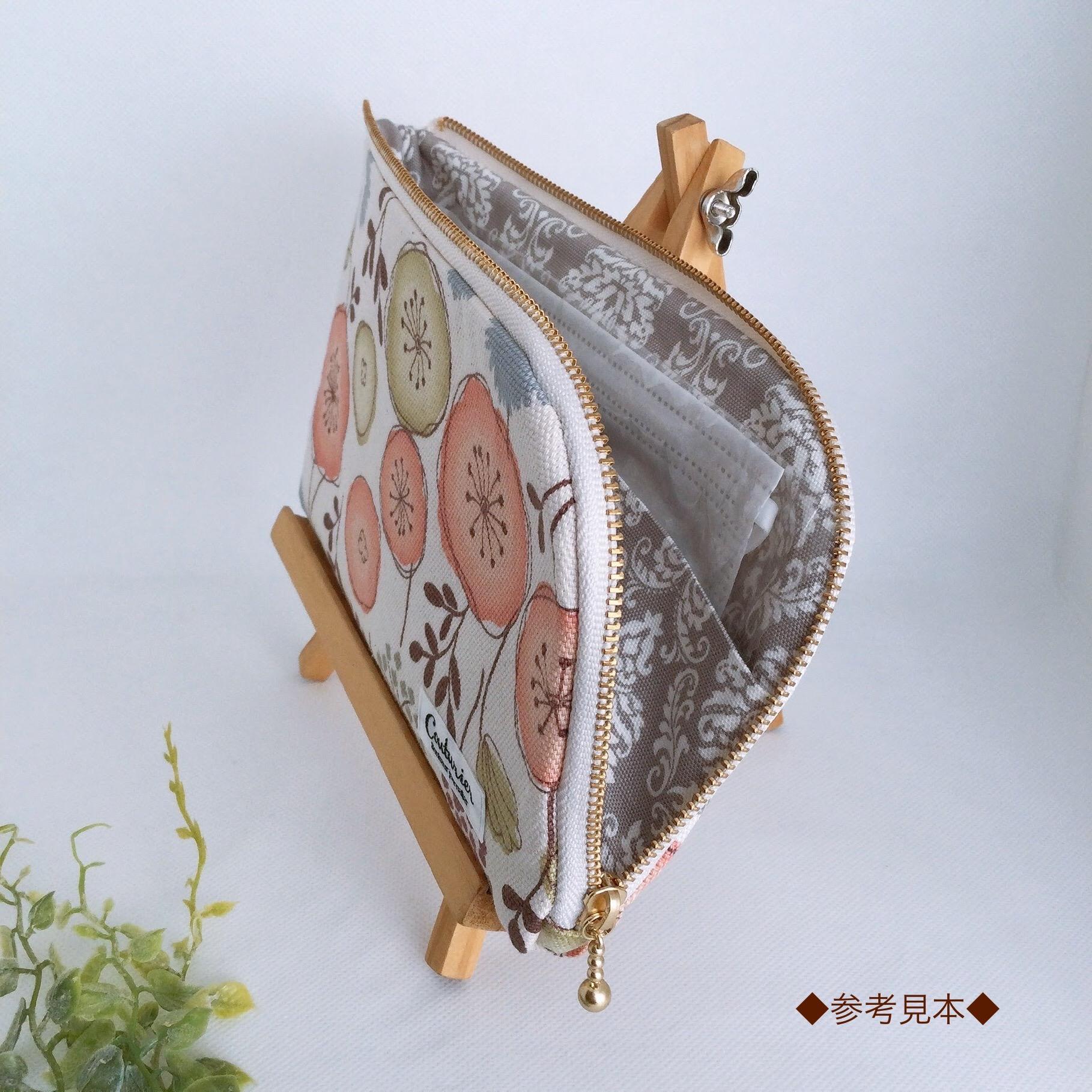 お薬手帳が入るL字ファスナーのポーチ お薬手帳 通帳ケース フラットポーチ マスクポーチ ねこ | 8枚目