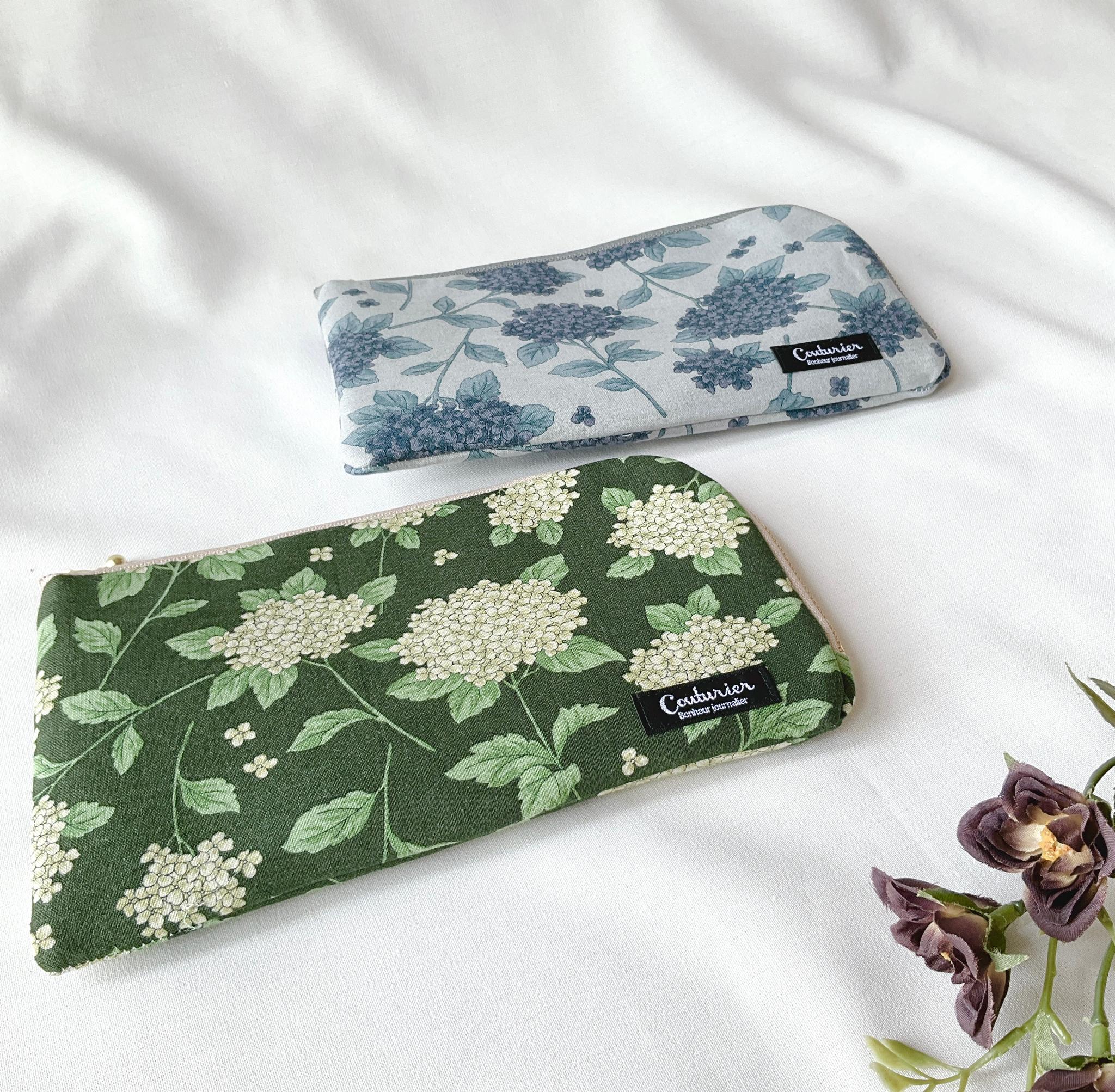 お薬手帳が入るL字ファスナーのポーチ　お薬手帳　通帳ケース　フラットポーチ　バッグインバッグ　あじさい　涼しげ | 7枚目