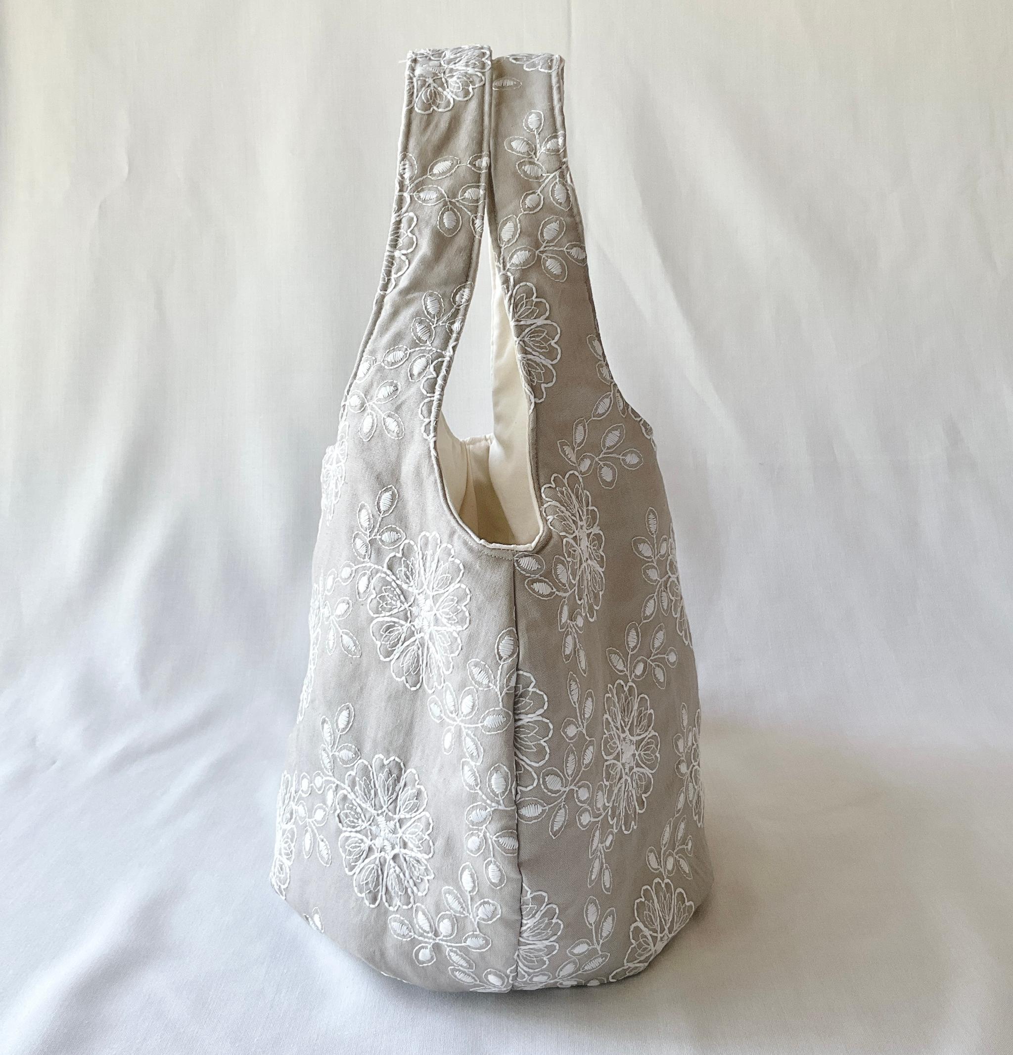 1点もの！ ころりんバッグ　Ｌサイズ　ショルダー　トートバッグ　　ざっくり　軽い　大容量　刺繍 | 4枚目