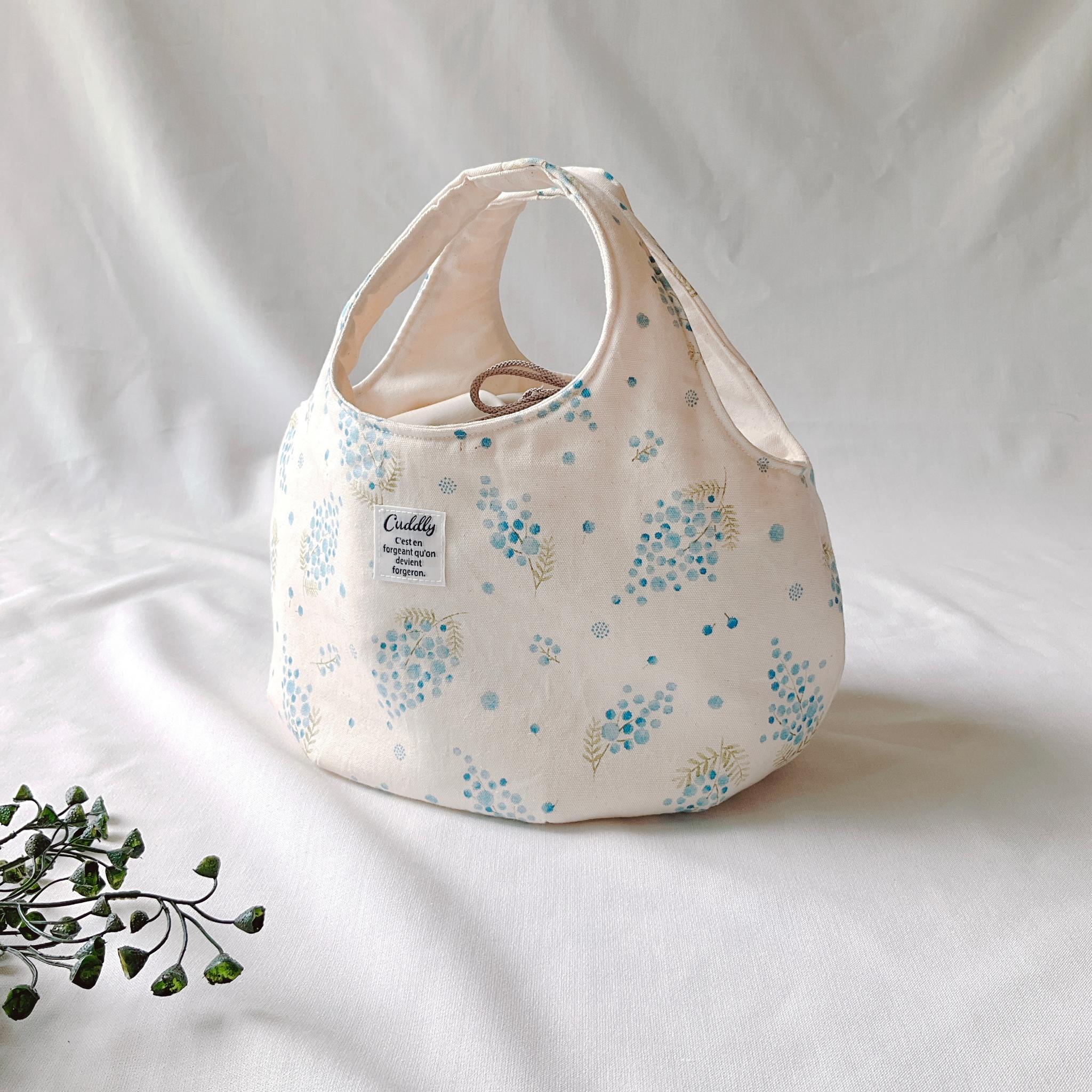 花柄の小さなころりんバッグ　Sサイズ　中身が見えないのが嬉しい | 2枚目