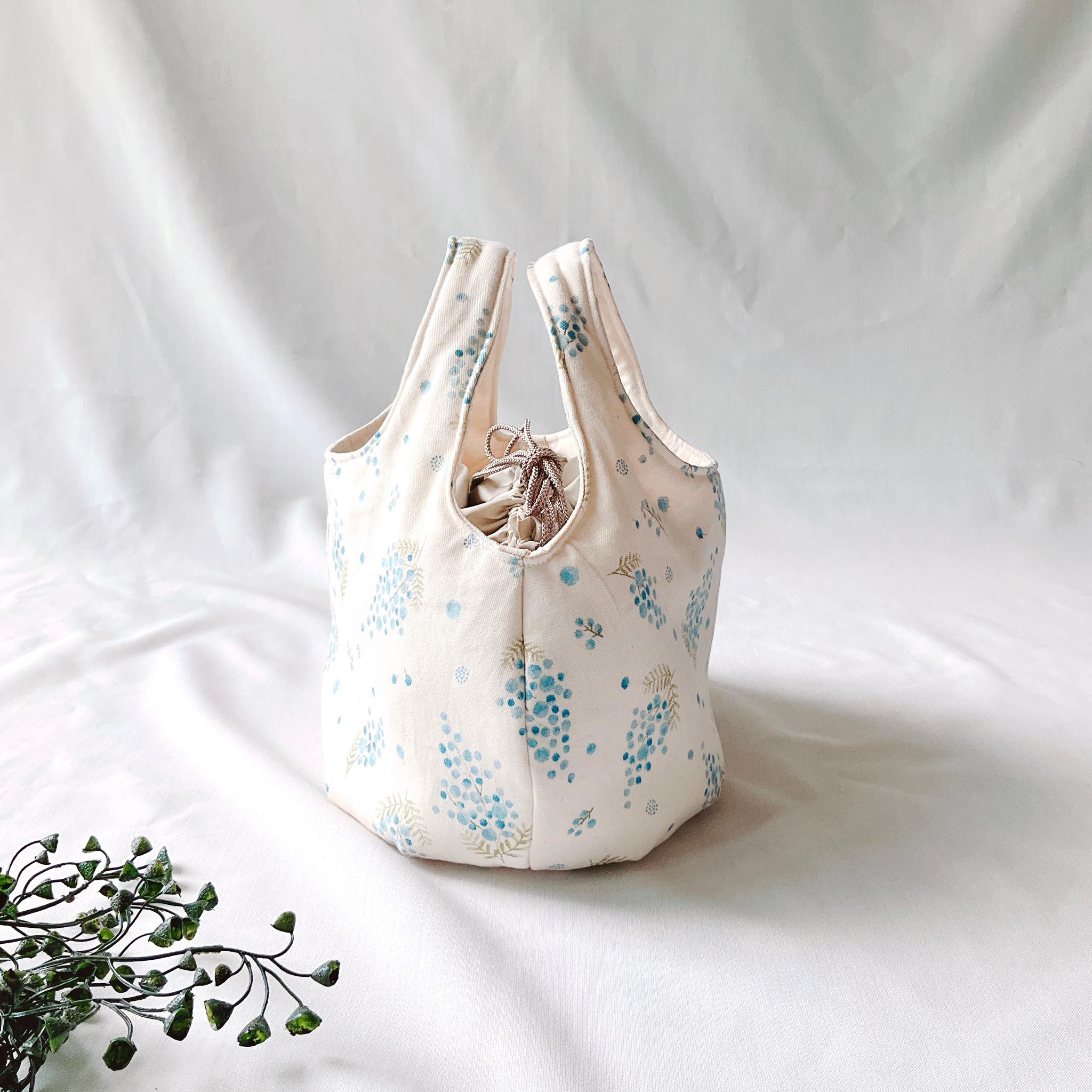 花柄の小さなころりんバッグ　Sサイズ　中身が見えないのが嬉しい | 5枚目