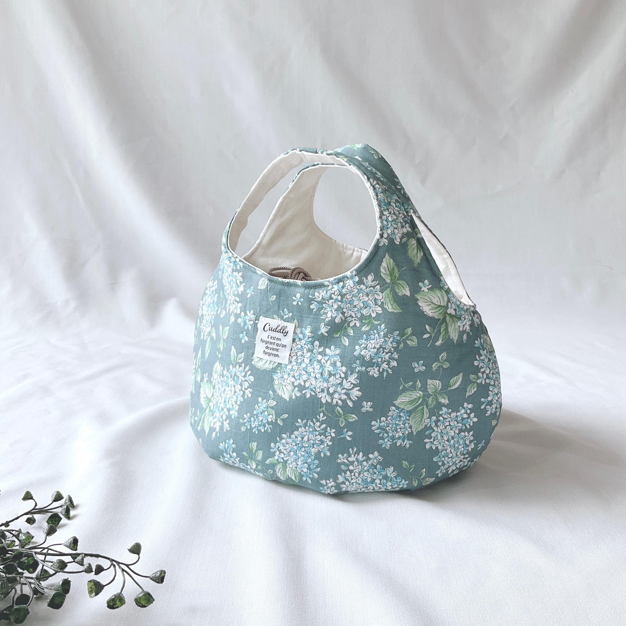 花柄の小さなころりんバッグ　Sサイズ　中身が見えないのが嬉しい | 3枚目