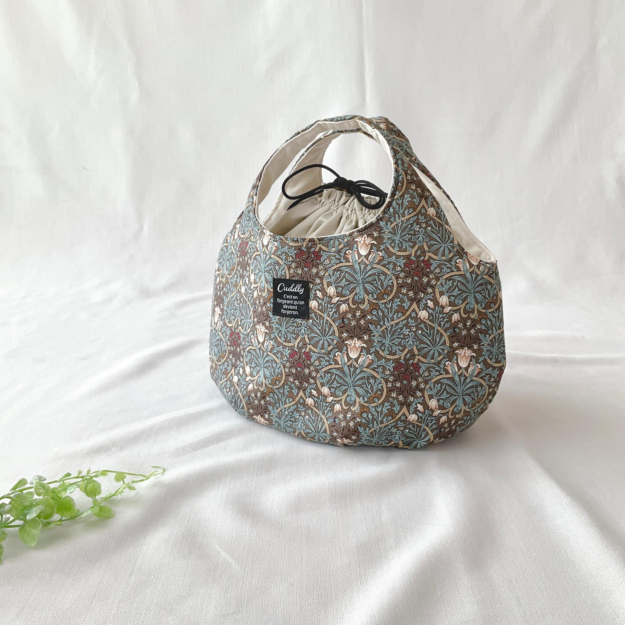 花柄の小さなころりんバッグ　Sサイズ　中身が見えないのが嬉しい | 2枚目