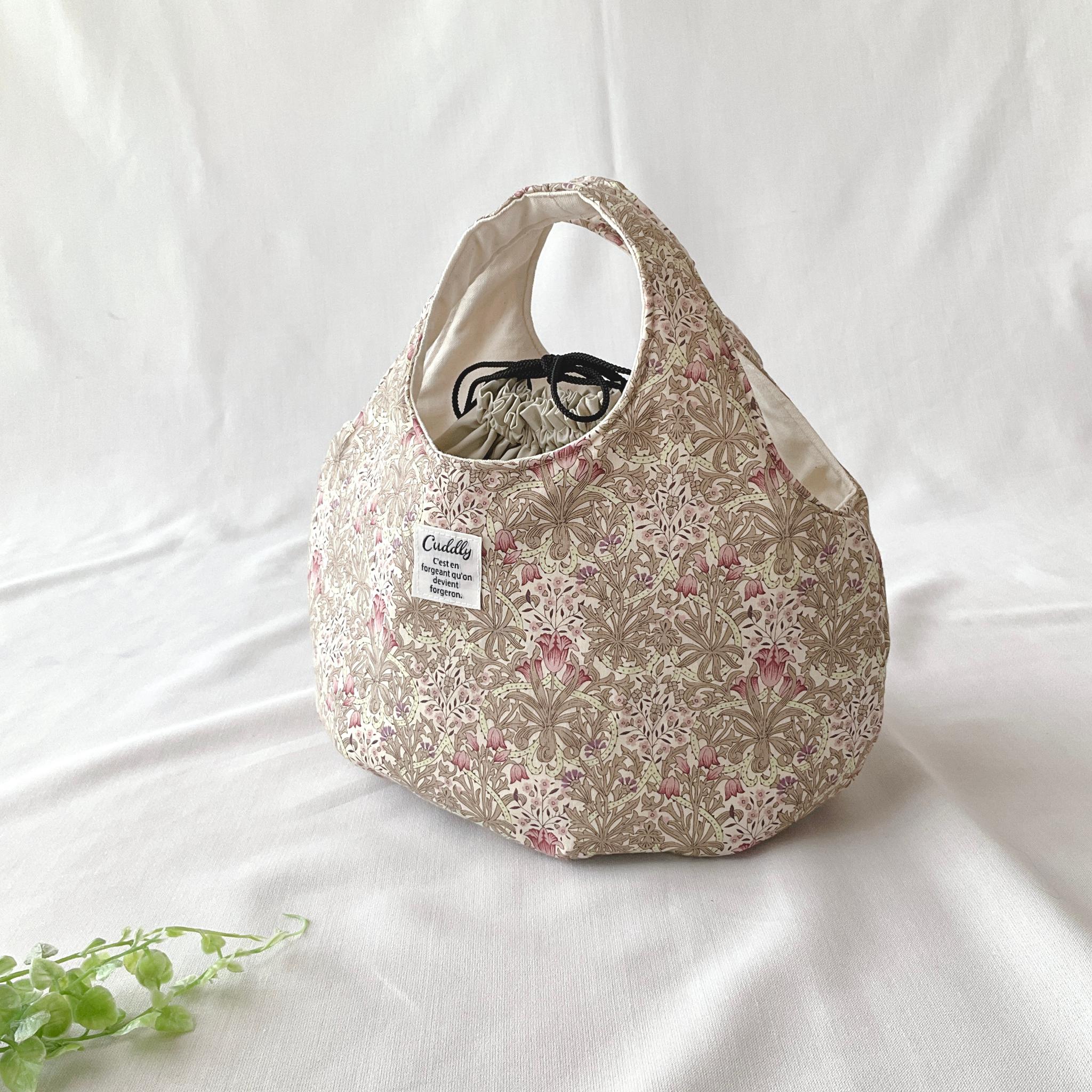 花柄の小さなころりんバッグ　Sサイズ　中身が見えないのが嬉しい | 2枚目