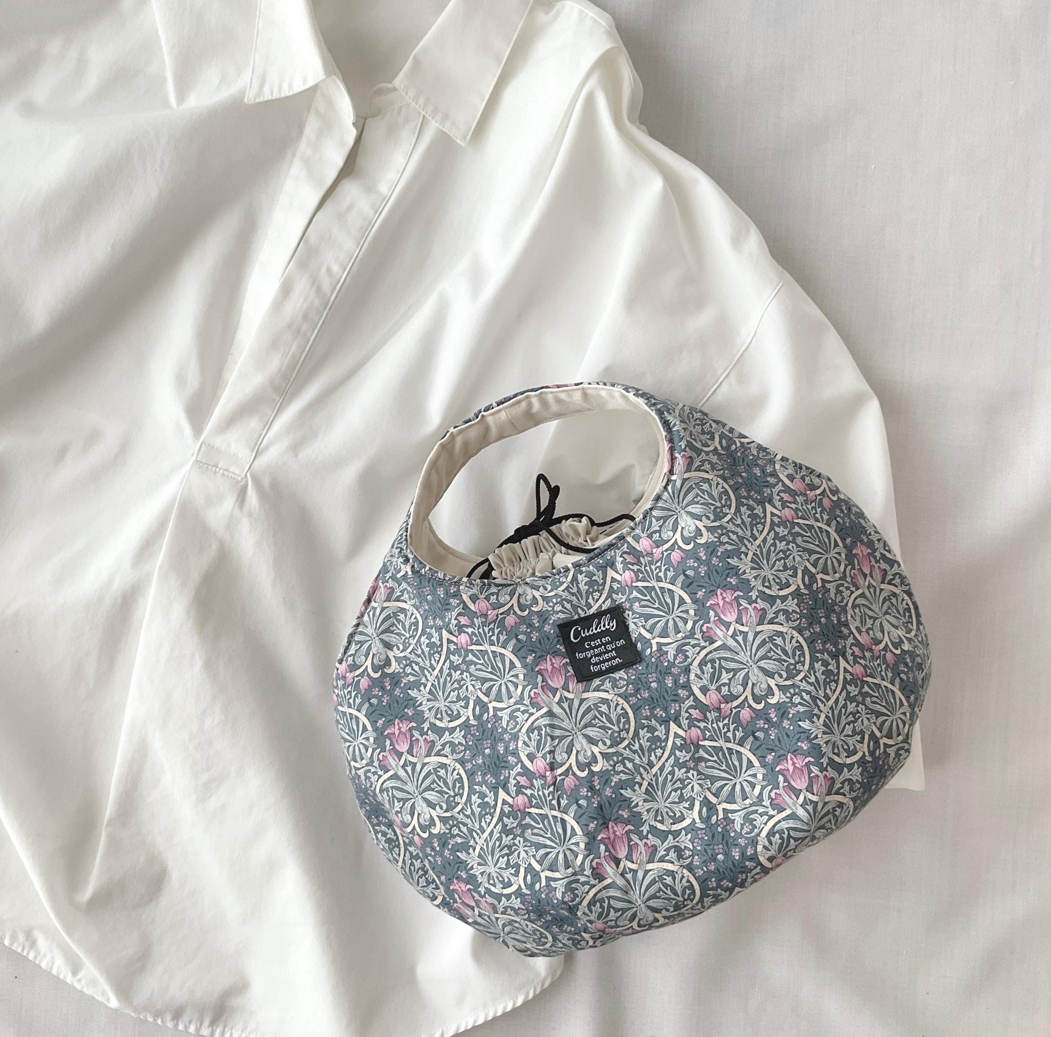 花柄の小さなころりんバッグ　Sサイズ　中身が見えないのが嬉しい | 4枚目