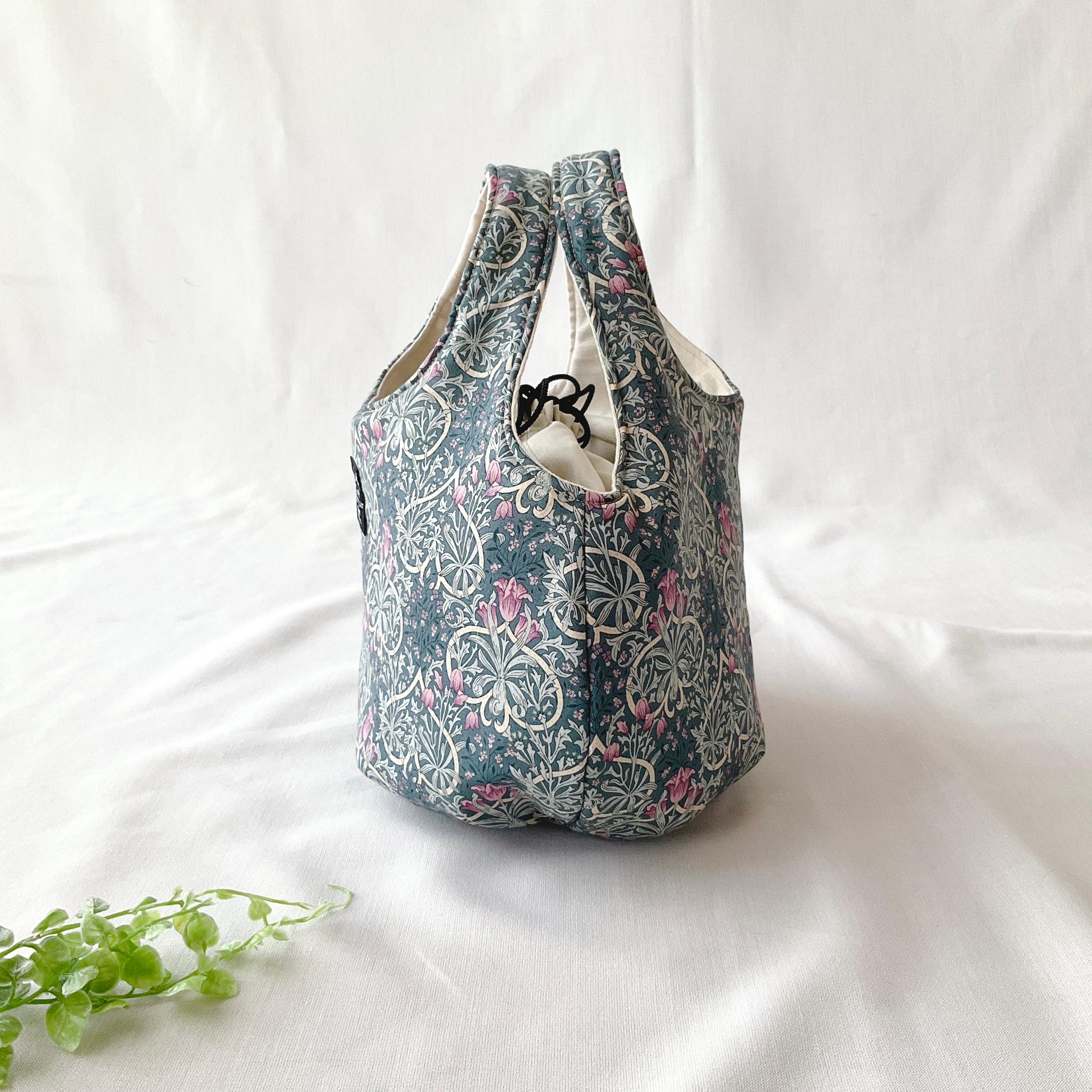 花柄の小さなころりんバッグ　Sサイズ　中身が見えないのが嬉しい | 5枚目