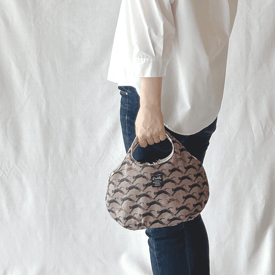 ヒョウ柄の小さなころりんバッグ　Sサイズ　ブラウン　中身が見えないのが嬉しい | 5枚目