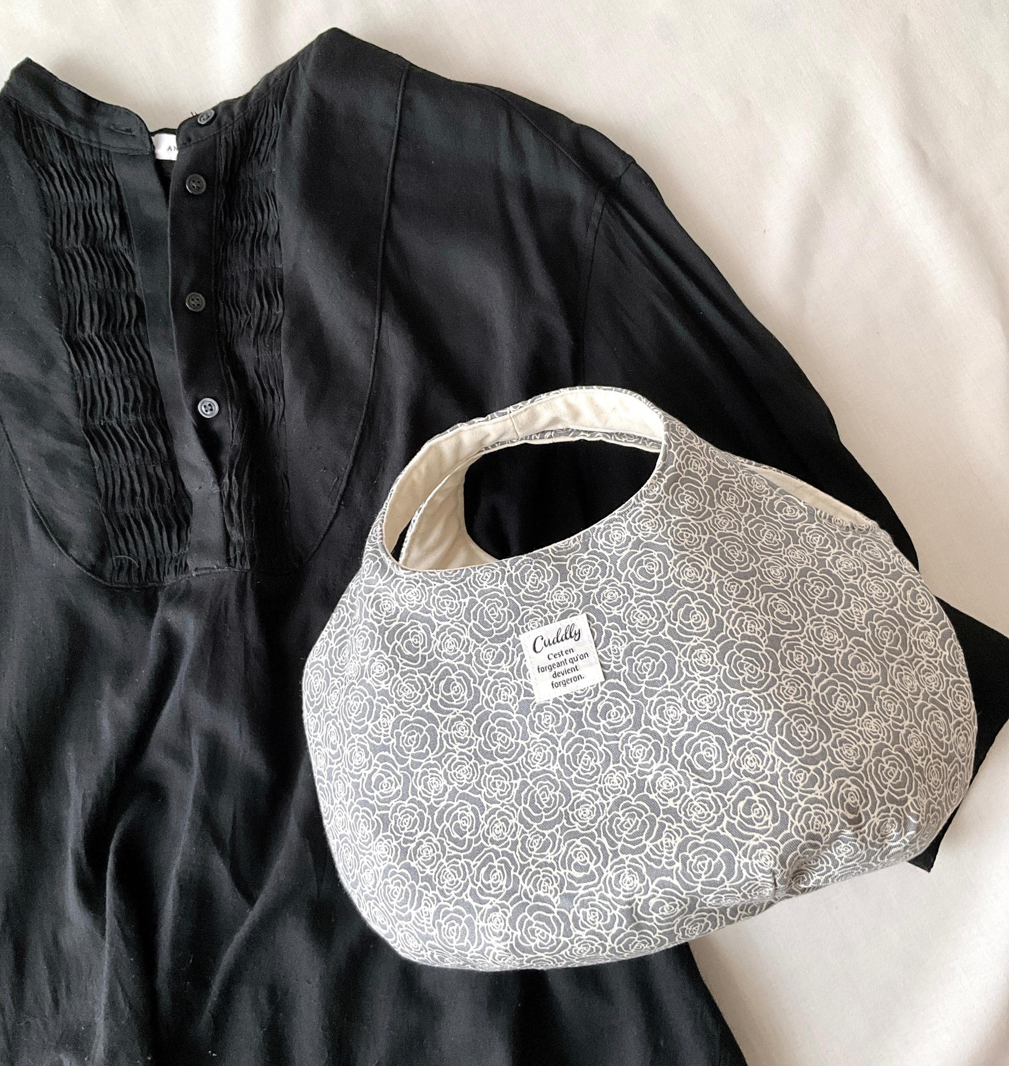 花柄の小さなころりんバッグ　Sサイズ　中身が見えないのが嬉しい | 2枚目