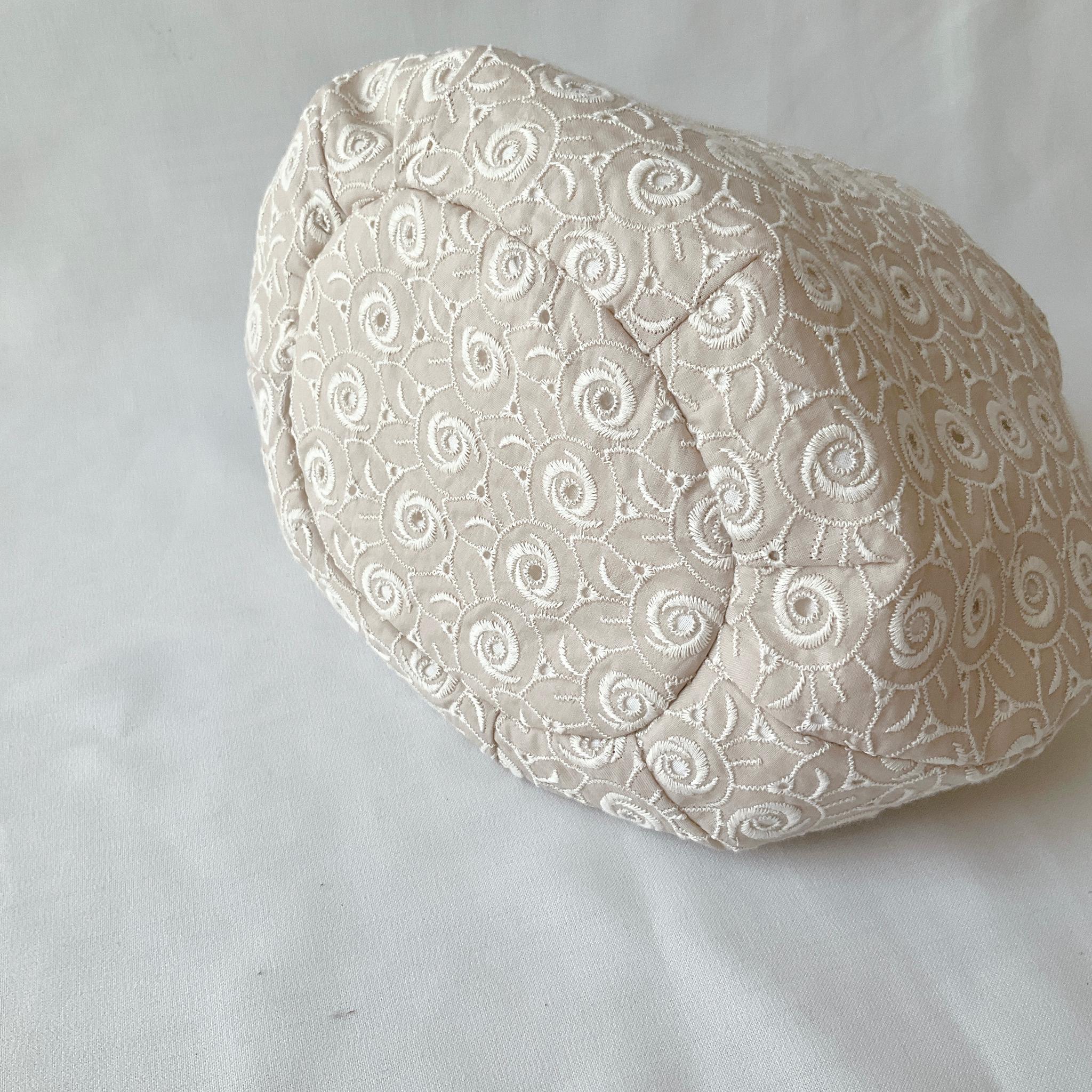 花柄刺繍の小さなころりんバッグ　Sサイズ　中身が見えないのが嬉しい | 5枚目