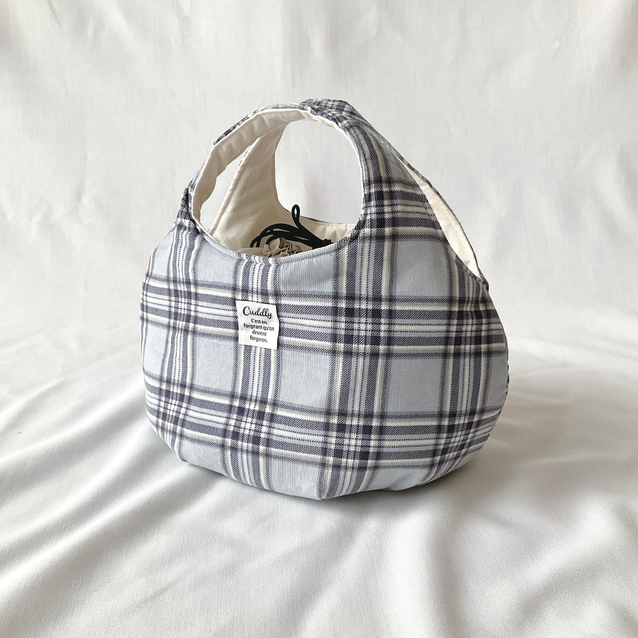 コーデュロイの小さなころりんバッグ　Sサイズ　中身が見えないのが嬉しい | 3枚目