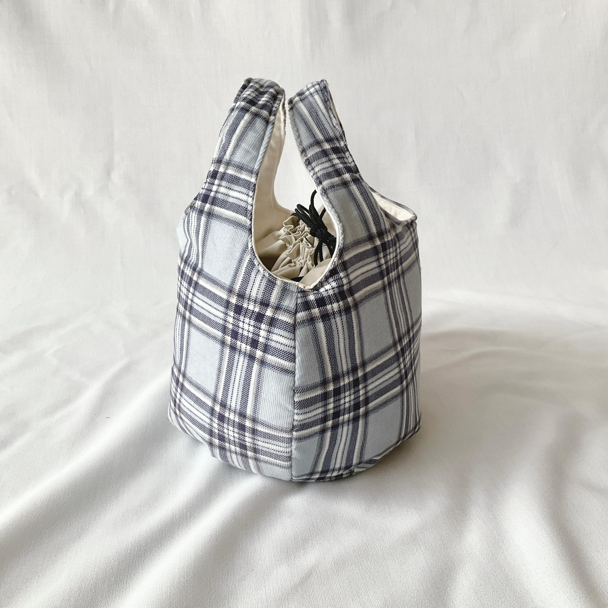 コーデュロイの小さなころりんバッグ　Sサイズ　中身が見えないのが嬉しい | 6枚目