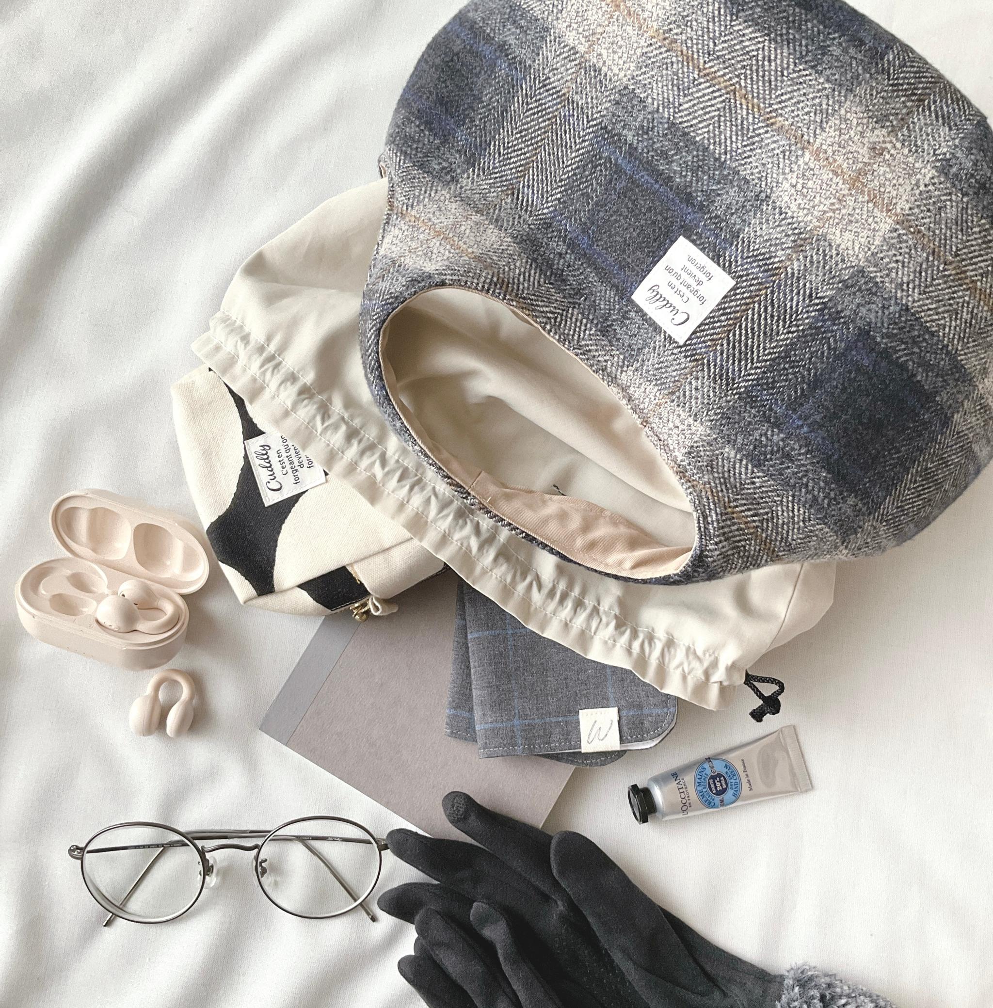 コーデュロイの小さなころりんバッグ　Sサイズ　中身が見えないのが嬉しい | 9枚目