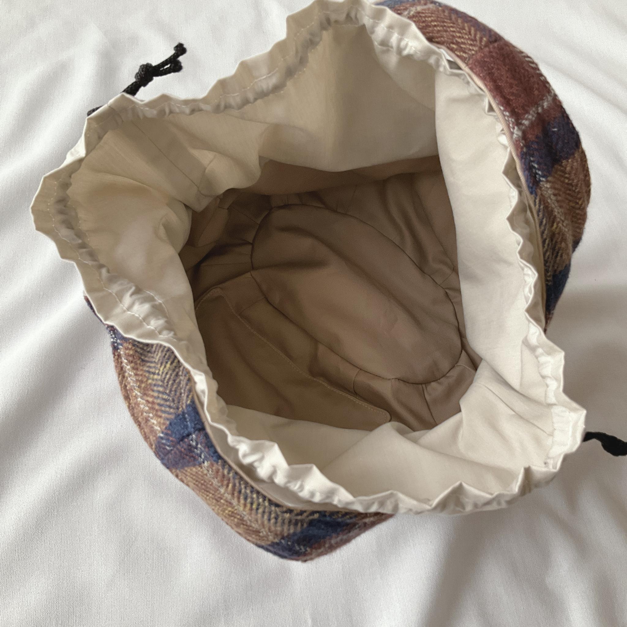 コットンツイードの小さなころりんバッグ　Sサイズ　中身が見えないのが嬉しい　ブラウン | 6枚目