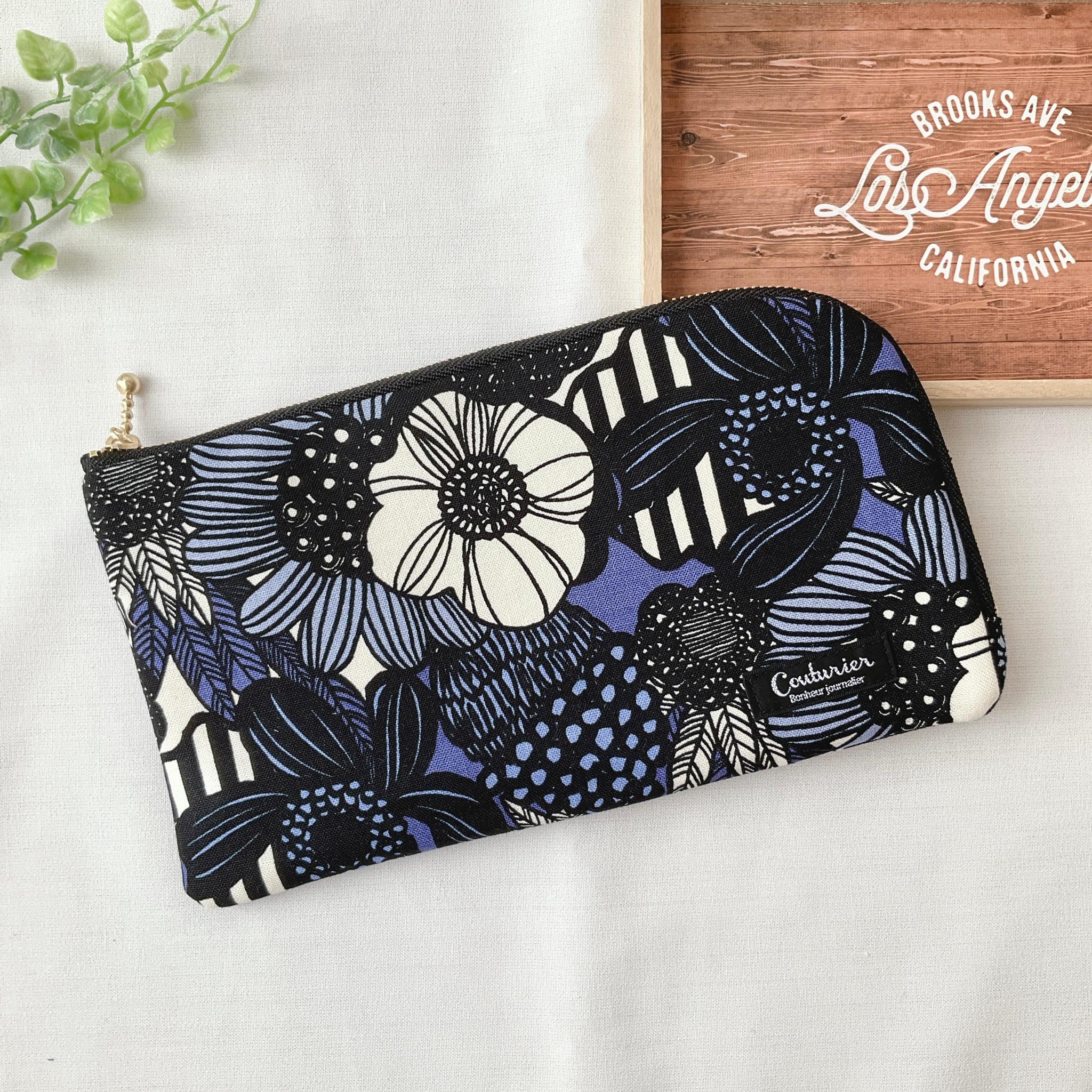 お薬手帳が入るL字ファスナーのポーチ お薬手帳 通帳ケース ヒョウ柄1枚目の画像