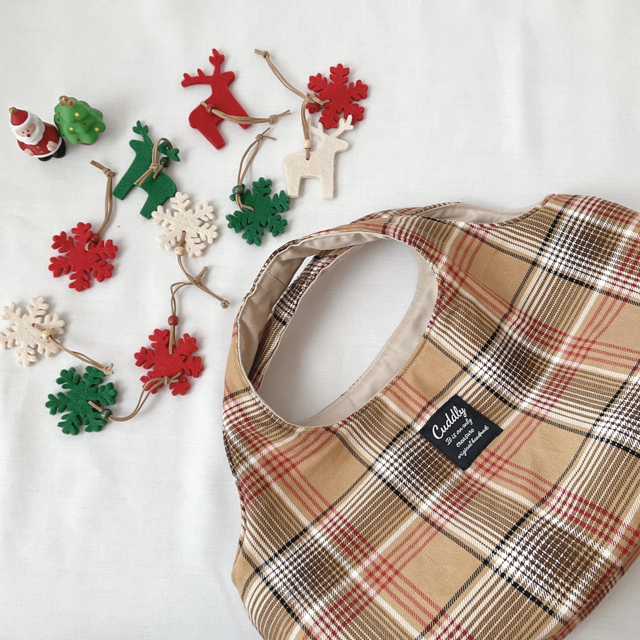 あったか素材のころりんバッグ　Mサイズ　手持ち　コーデュロイ　チェック | 2枚目