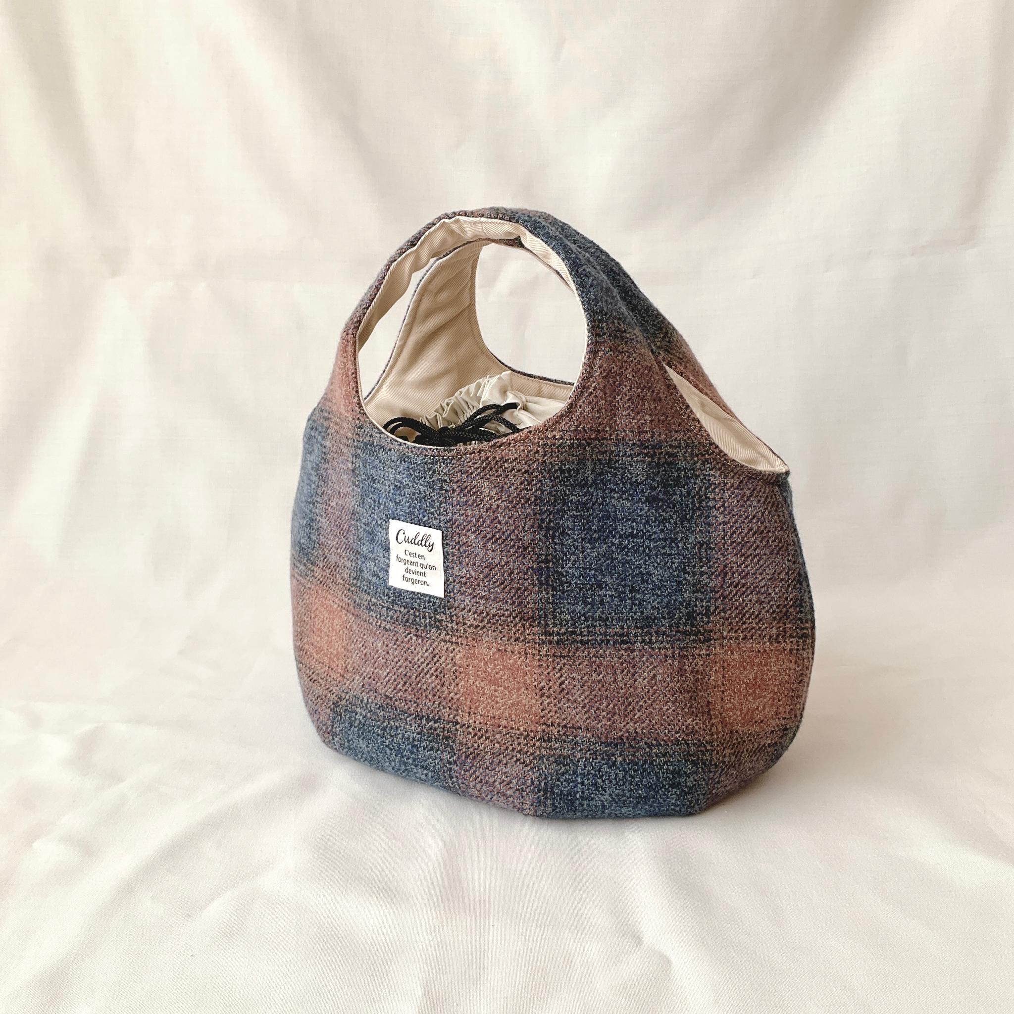 コットンツイードの小さなころりんバッグ　Sサイズ　中身が見えないのが嬉しい　グレー＆オレンジ | 3枚目