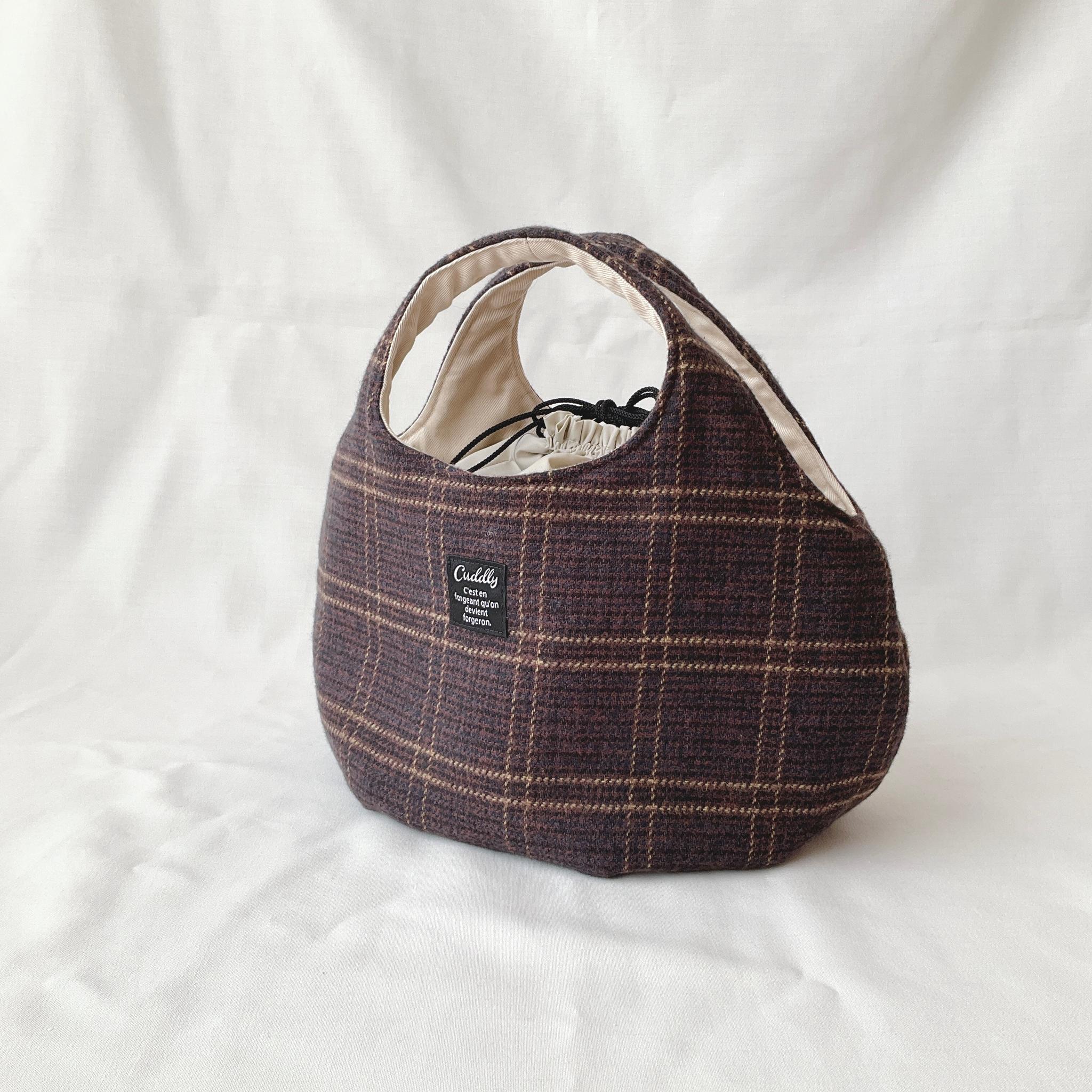 コットンツイードの小さなころりんバッグ　Sサイズ　中身が見えないのが嬉しい　ダークブラウン | 3枚目