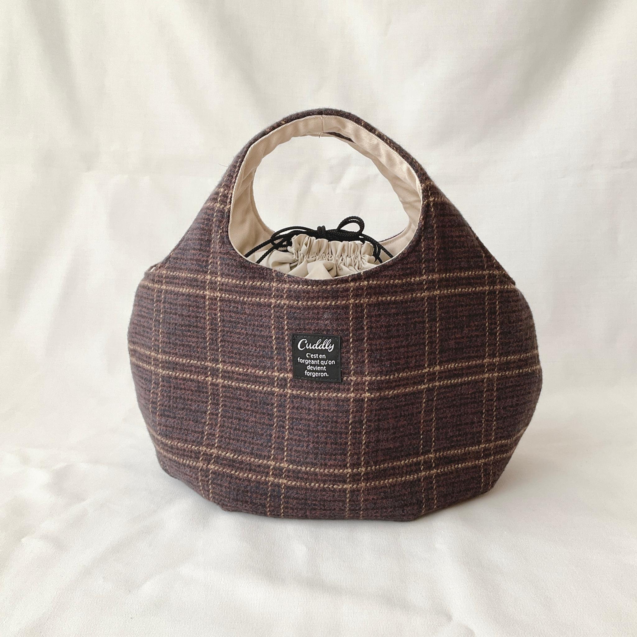 コットンツイードの小さなころりんバッグ　Sサイズ　中身が見えないのが嬉しい　ダークブラウン | 2枚目